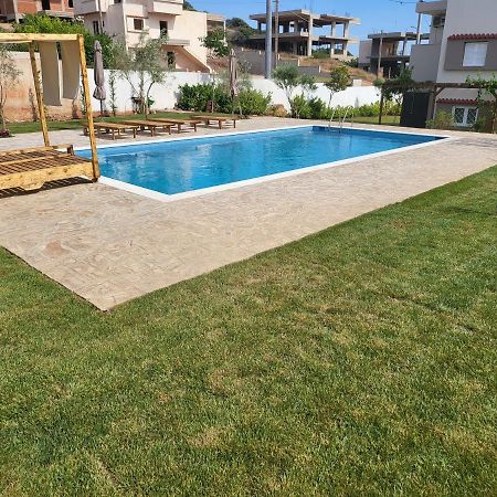 Beach House With Garden Anavyssos Exteriör bild