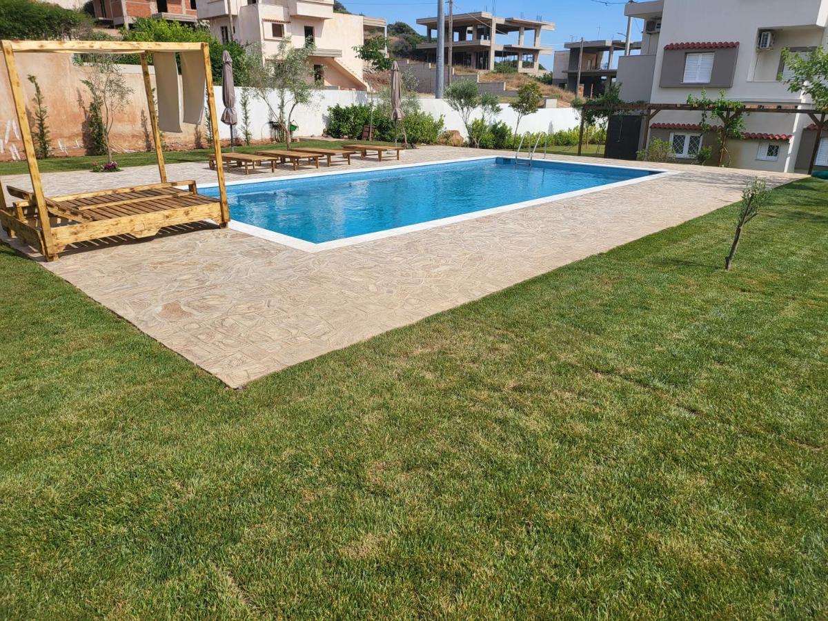 Beach House With Garden Anavyssos Exteriör bild